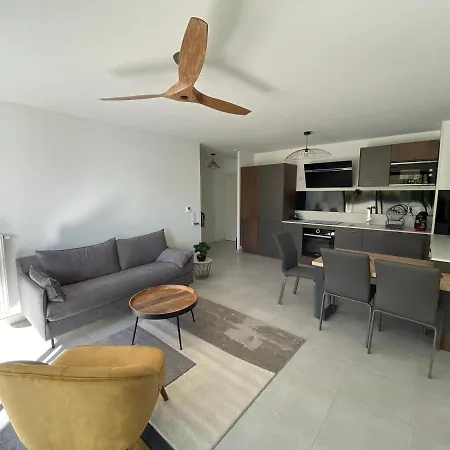 Apartman T3, Jardin, Proche A Pied *