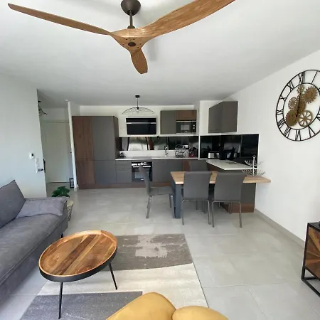 Apartman T3, Jardin, Proche A Pied *